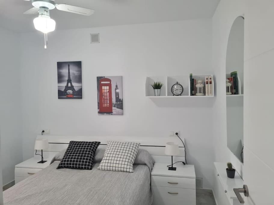 Encantador Apartamento Residencial Con Piscina Торемолинос Екстериор снимка